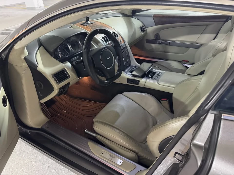 2005 Aston Martin DB9 - Image 17 of 18