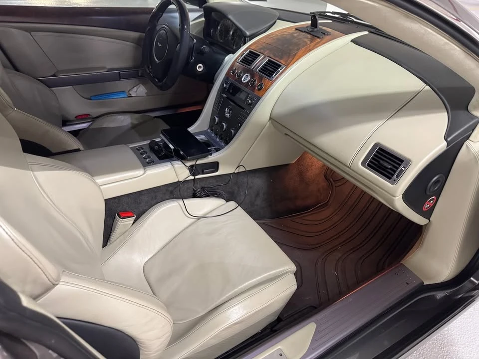 2005 Aston Martin DB9 - Image 18 of 18