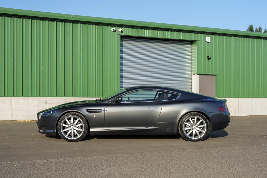 2005 Aston Martin DB9 - Image 8 of 31