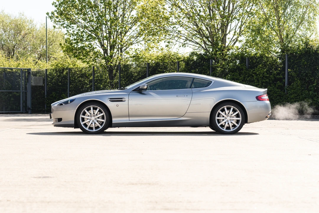 2005 Aston Martin DB9 - Image 8 of 31
