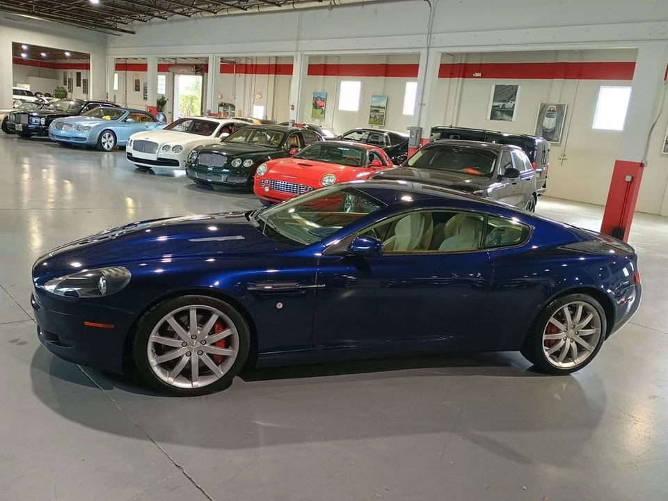 2005 Aston Martin DB9 - Image 2 of 12