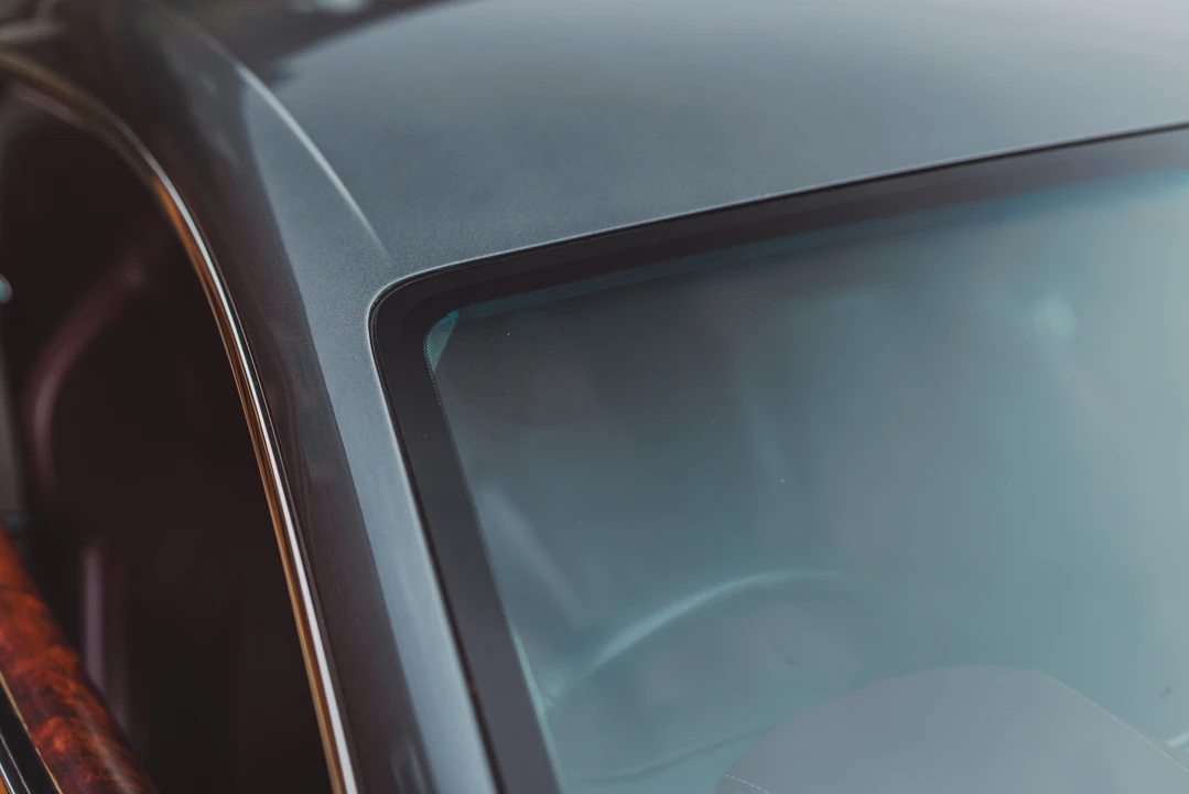 2004 Aston Martin DB9 - Image 12 of 31