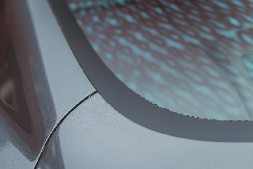 2004 Aston Martin DB9 - Image 28 of 31