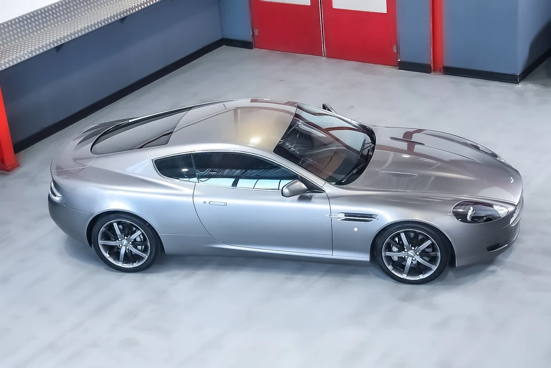 2005 Aston Martin DB9 - Image 14 of 30