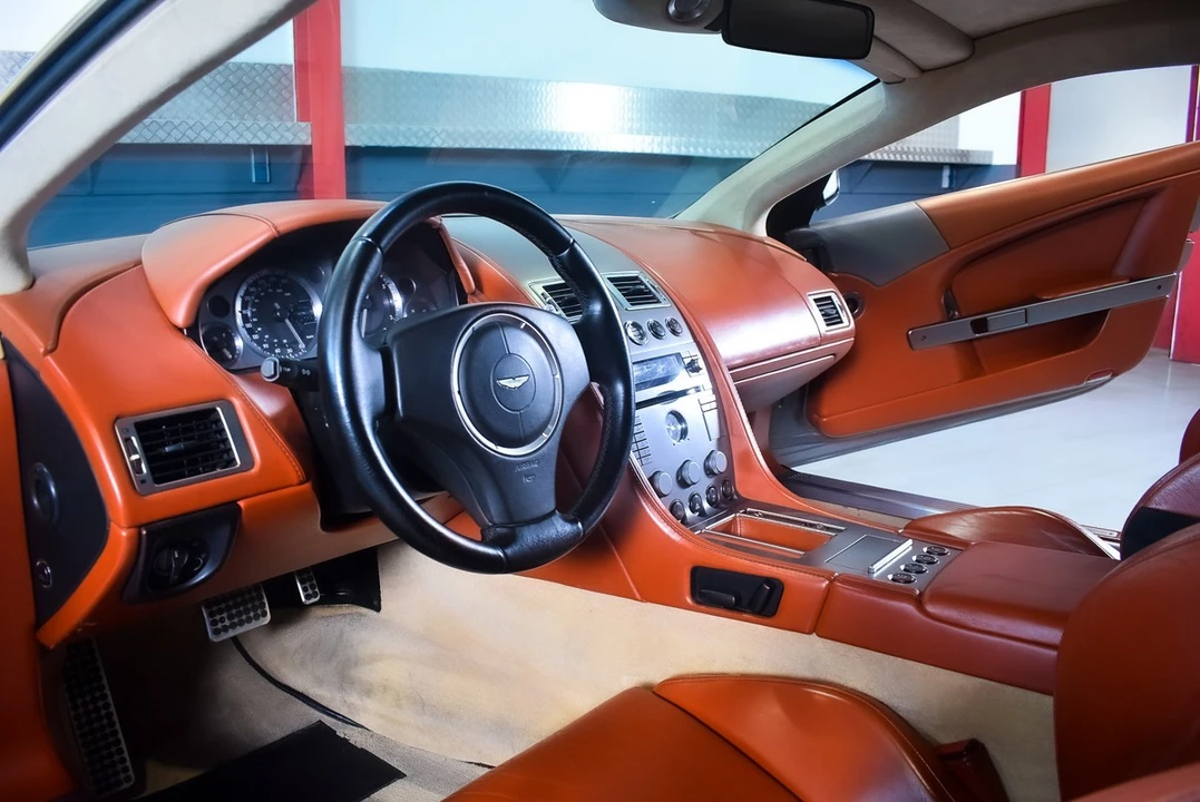 2005 Aston Martin DB9 - Image 29 of 30