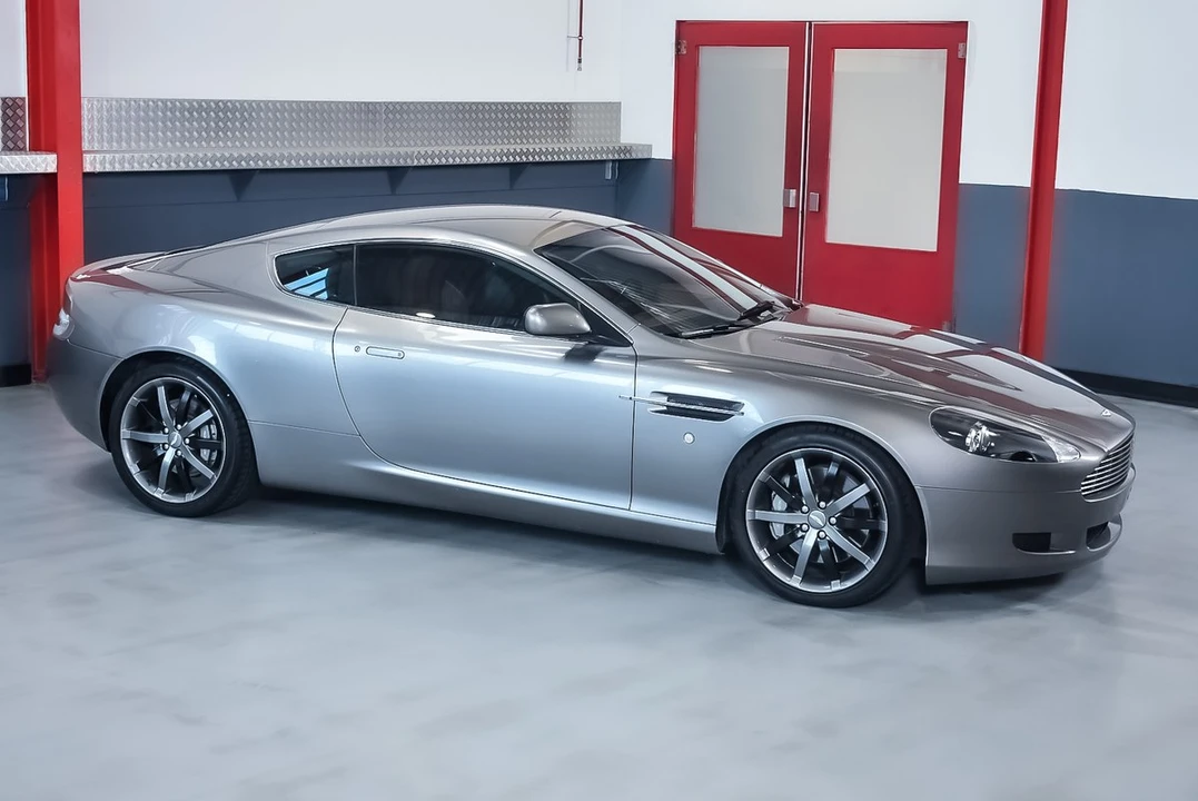 2005 Aston Martin DB9 - Image 10 of 30