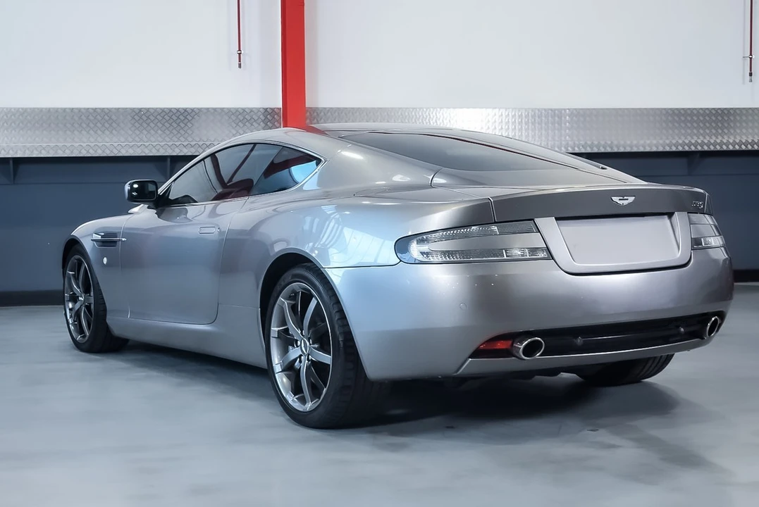 2005 Aston Martin DB9 - Image 17 of 30