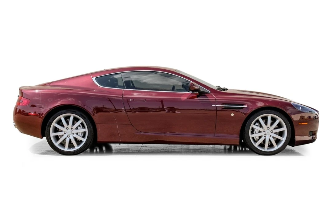 2005 Aston Martin DB9 - Image 9 of 31