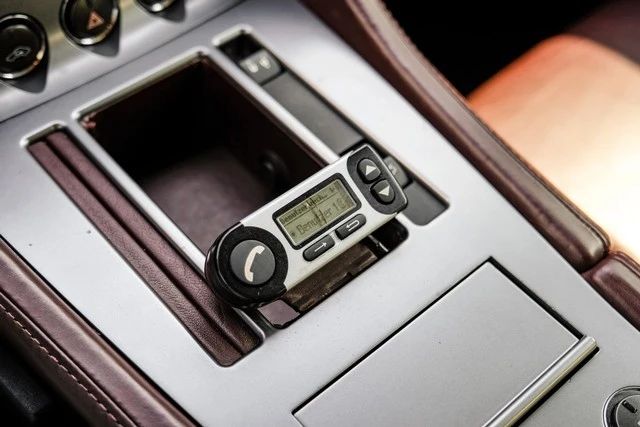 2005 Aston Martin DB9 - Image 21 of 31