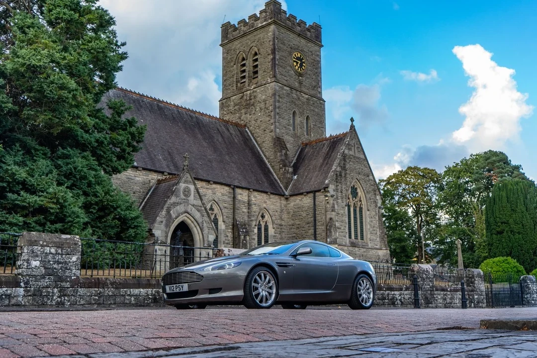 2005 Aston Martin DB9 - Image 14 of 30