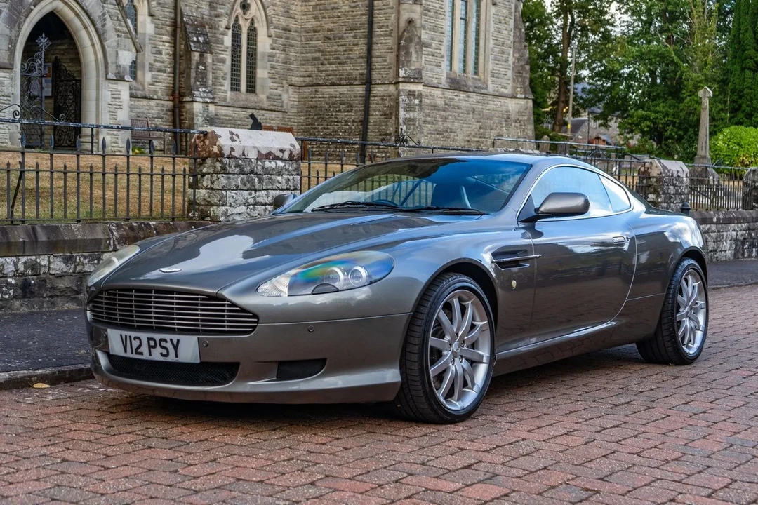 2005 Aston Martin DB9 - Image 16 of 30