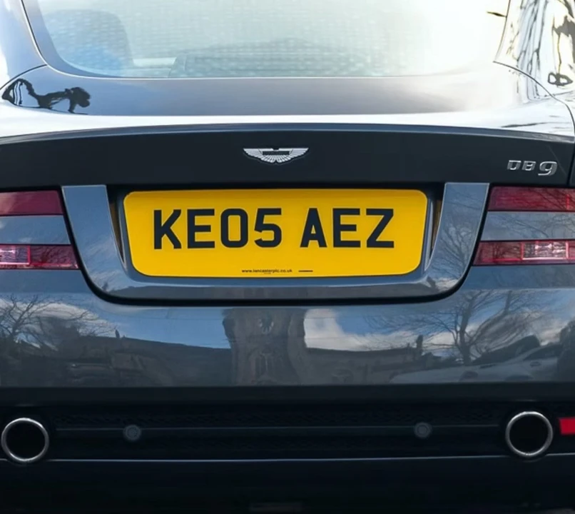 2005 Aston Martin DB9 - Image 11 of 30