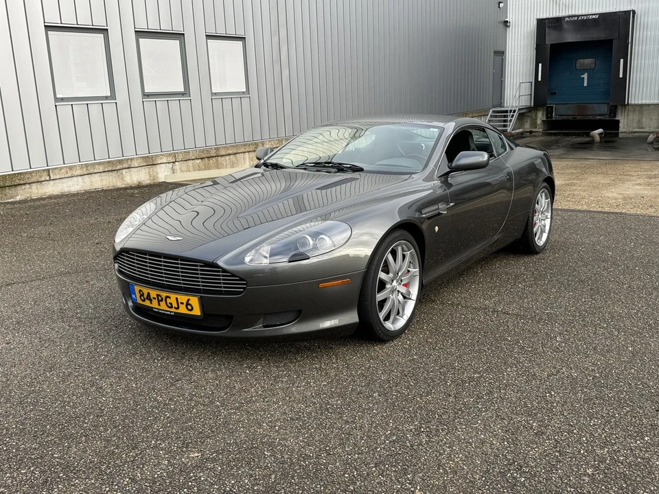 2005 Aston Martin DB9 - Image 28 of 30