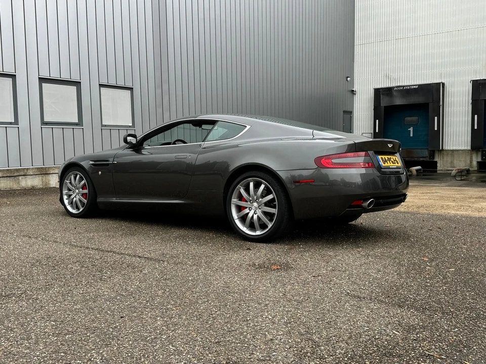 2005 Aston Martin DB9 - Image 8 of 30