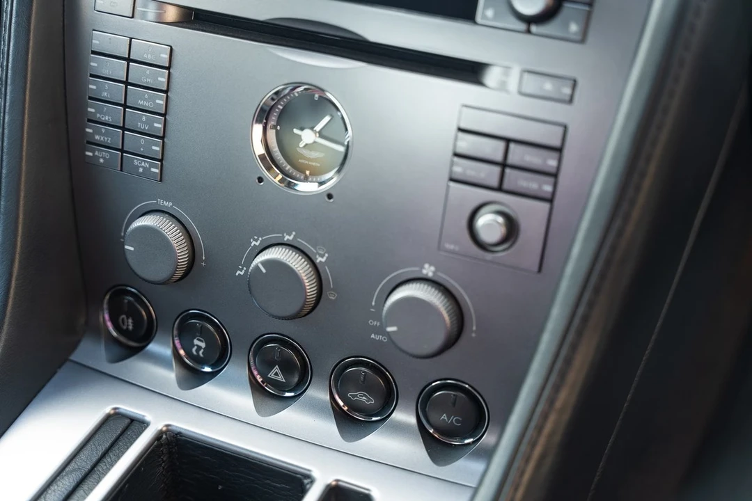 2005 Aston Martin DB9 - Image 15 of 30