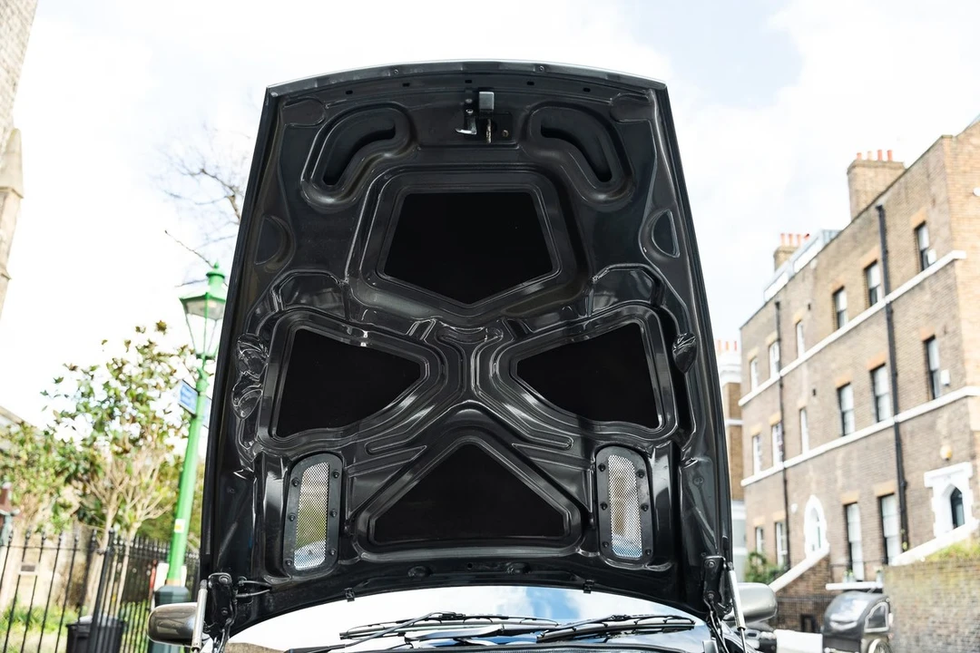 2005 Aston Martin DB9 - Image 14 of 30