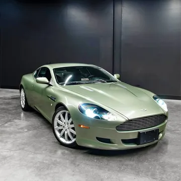 2005 Aston Martin DB9 Coupe