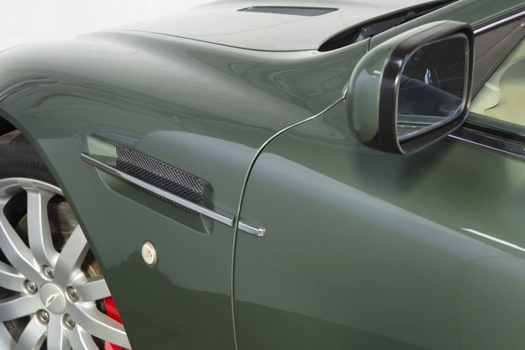 2005 Aston Martin DB9 - Image 18 of 31