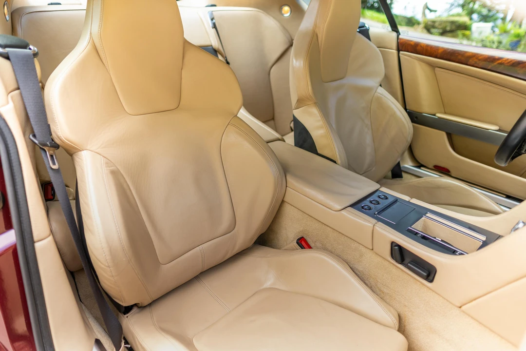 2005 Aston Martin DB9 - Image 27 of 31