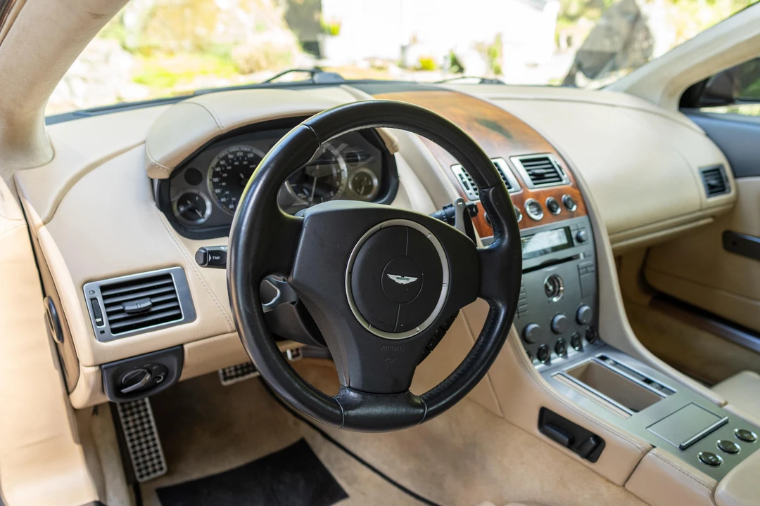 2005 Aston Martin DB9 - Image 26 of 31