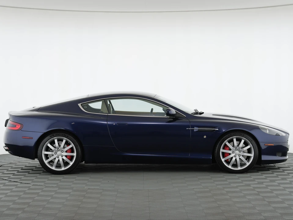 2005 Aston Martin DB9 - Image 17 of 31