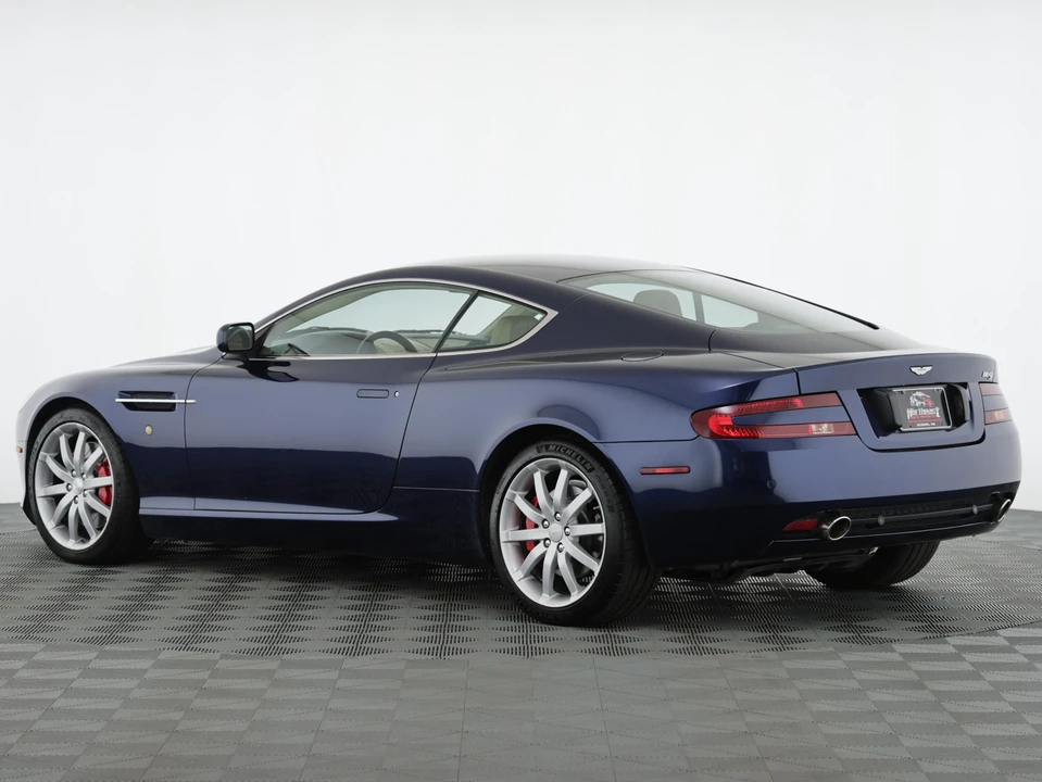 2005 Aston Martin DB9 - Image 16 of 31