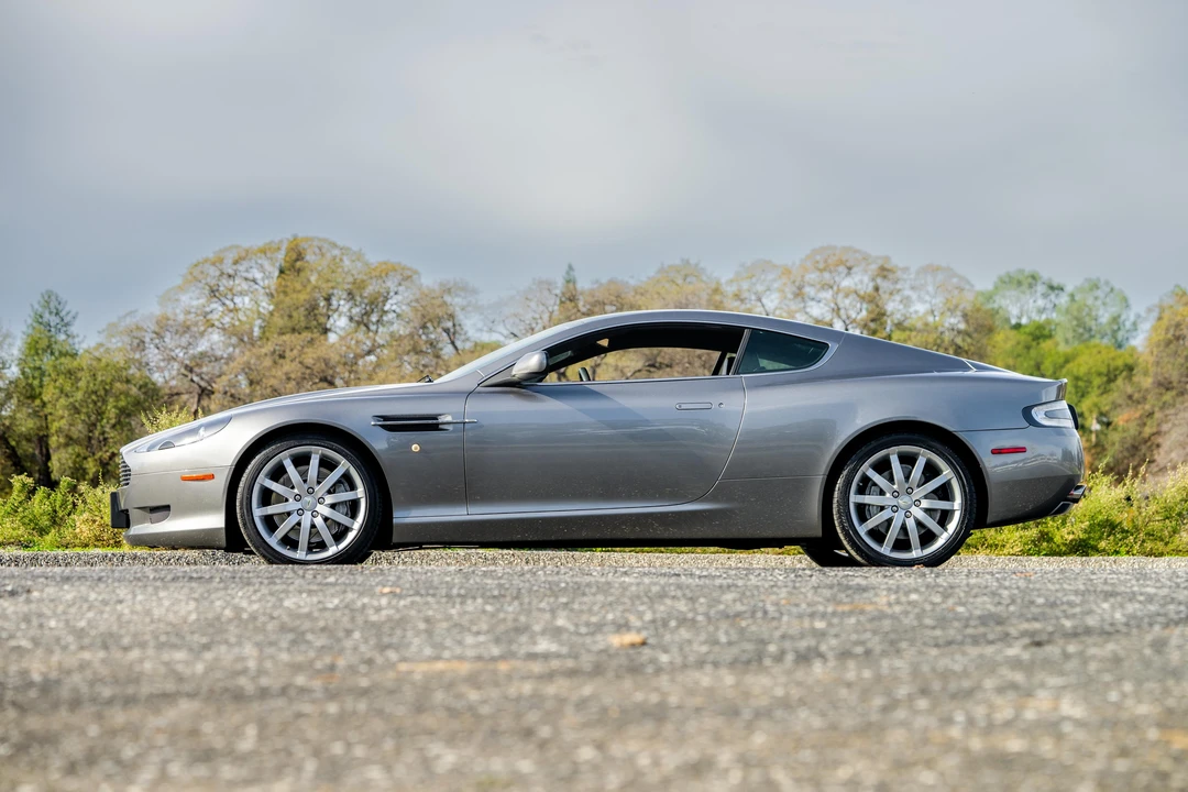 2005 Aston Martin DB9 - Image 10 of 31