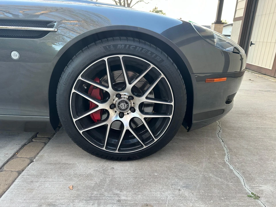 2005 Aston Martin DB9 - Image 12 of 31