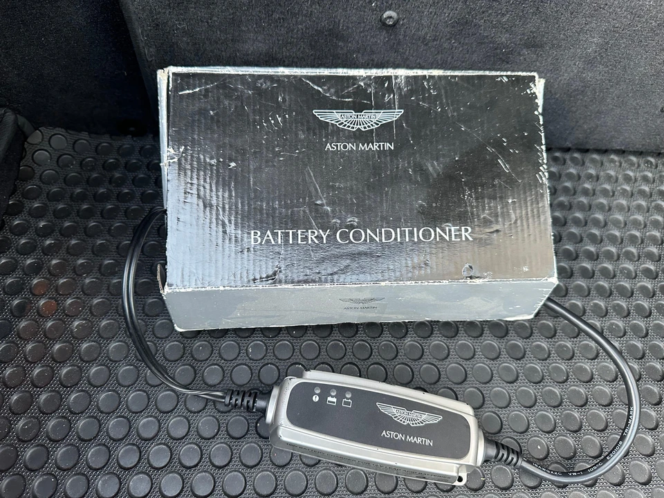 2005 Aston Martin DB9 - Image 31 of 31