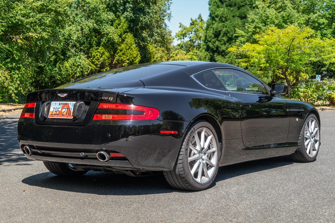 2005 Aston Martin DB9 - Image 9 of 31