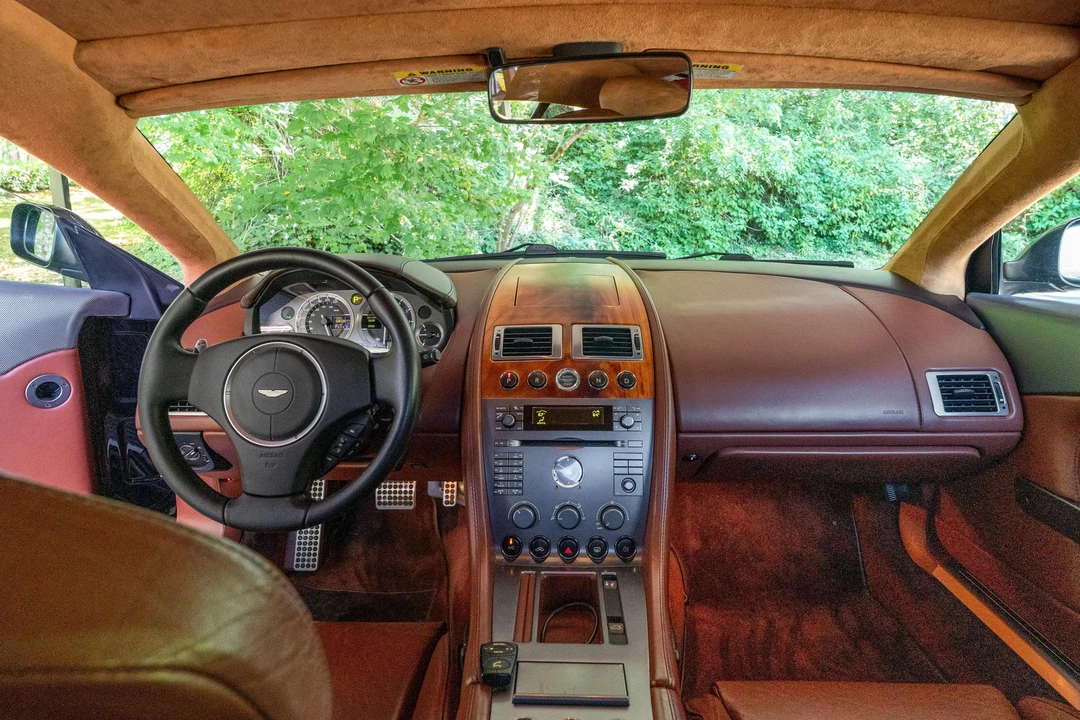 2005 Aston Martin DB9 - Image 23 of 31