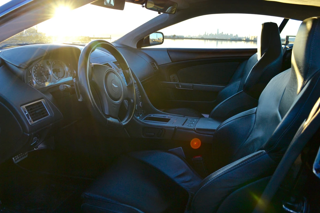 2005 Aston Martin DB9 - Image 31 of 31