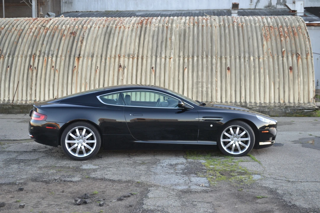 2005 Aston Martin DB9 - Image 9 of 31