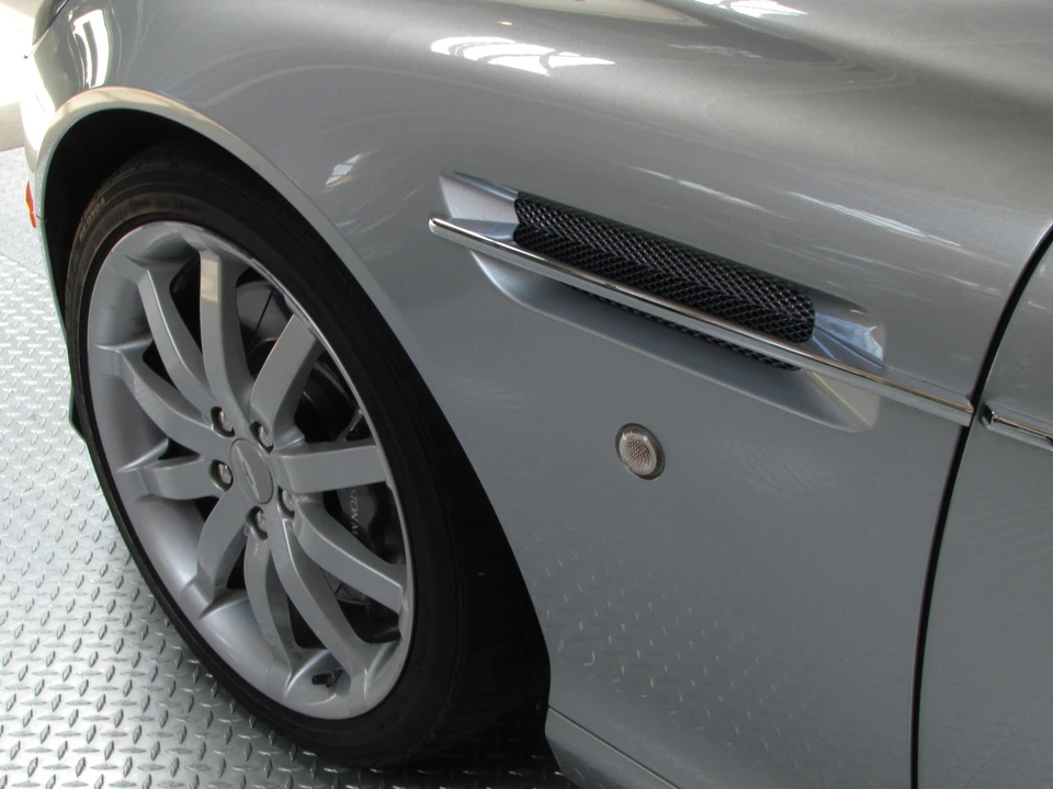 2005 Aston Martin DB9 - Image 17 of 31