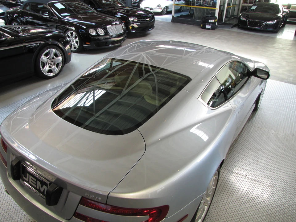 2005 Aston Martin DB9 - Image 16 of 31