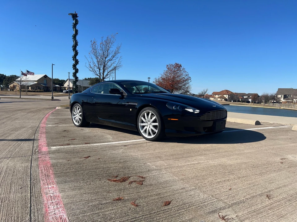 2005 Aston Martin DB9 - Image 19 of 31