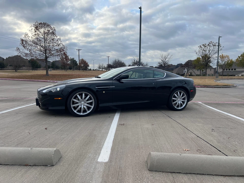2005 Aston Martin DB9 - Image 11 of 31