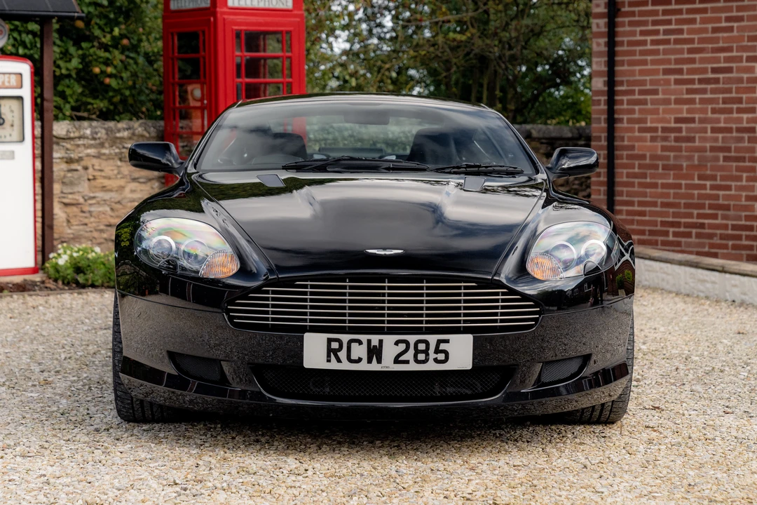 2005 Aston Martin DB9 - Image 10 of 31