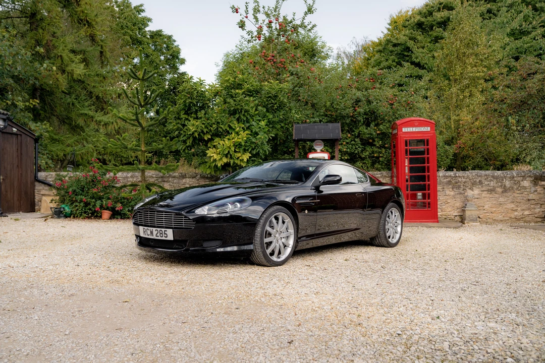 2005 Aston Martin DB9 - Image 17 of 31