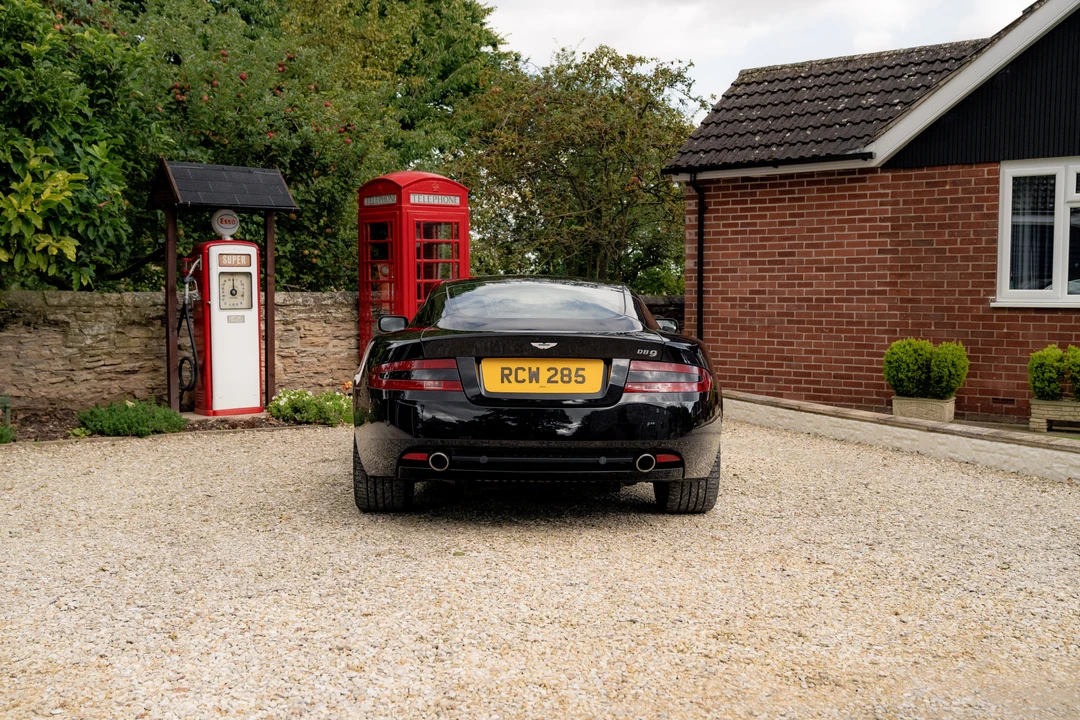 2005 Aston Martin DB9 - Image 21 of 31