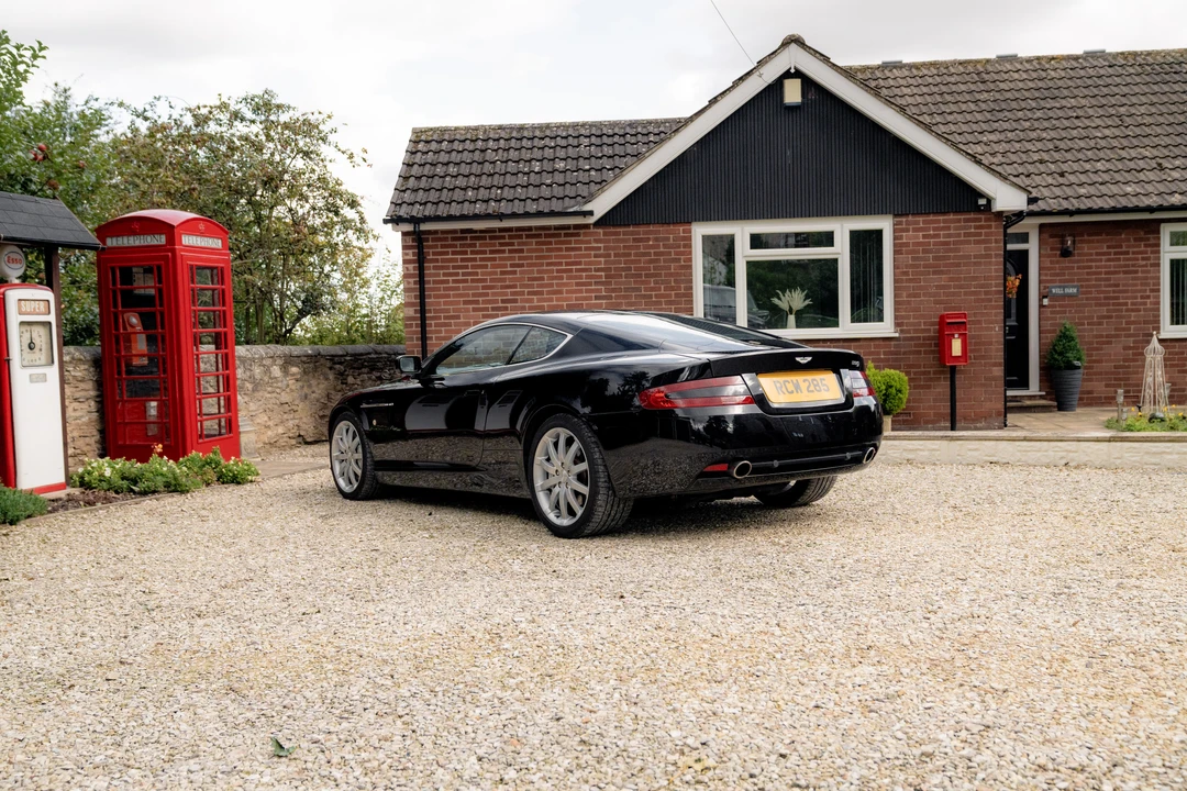 2005 Aston Martin DB9 - Image 22 of 31