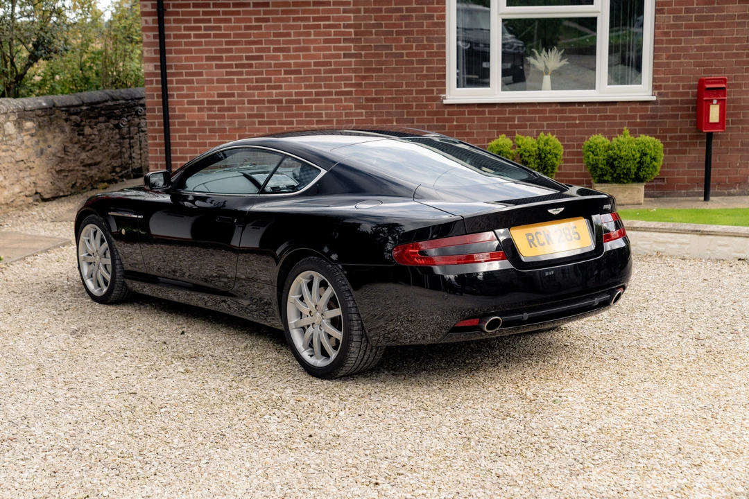 2005 Aston Martin DB9 - Image 15 of 31