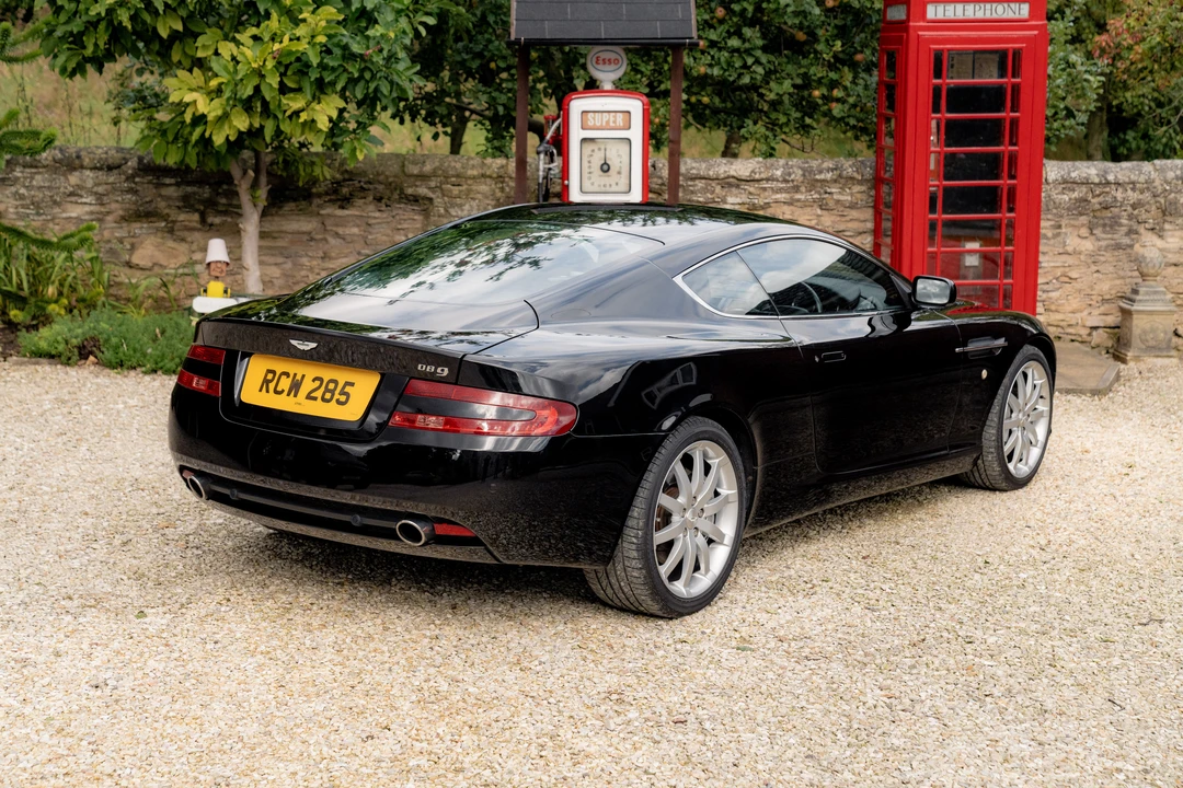 2005 Aston Martin DB9 - Image 20 of 31