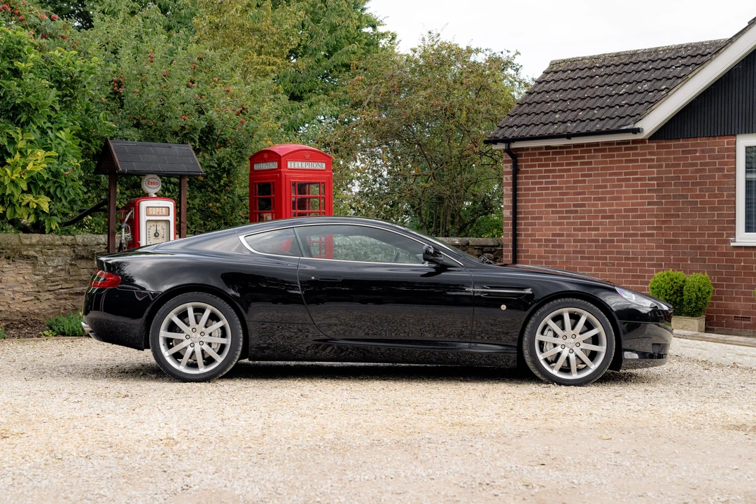 2005 Aston Martin DB9 - Image 4 of 31