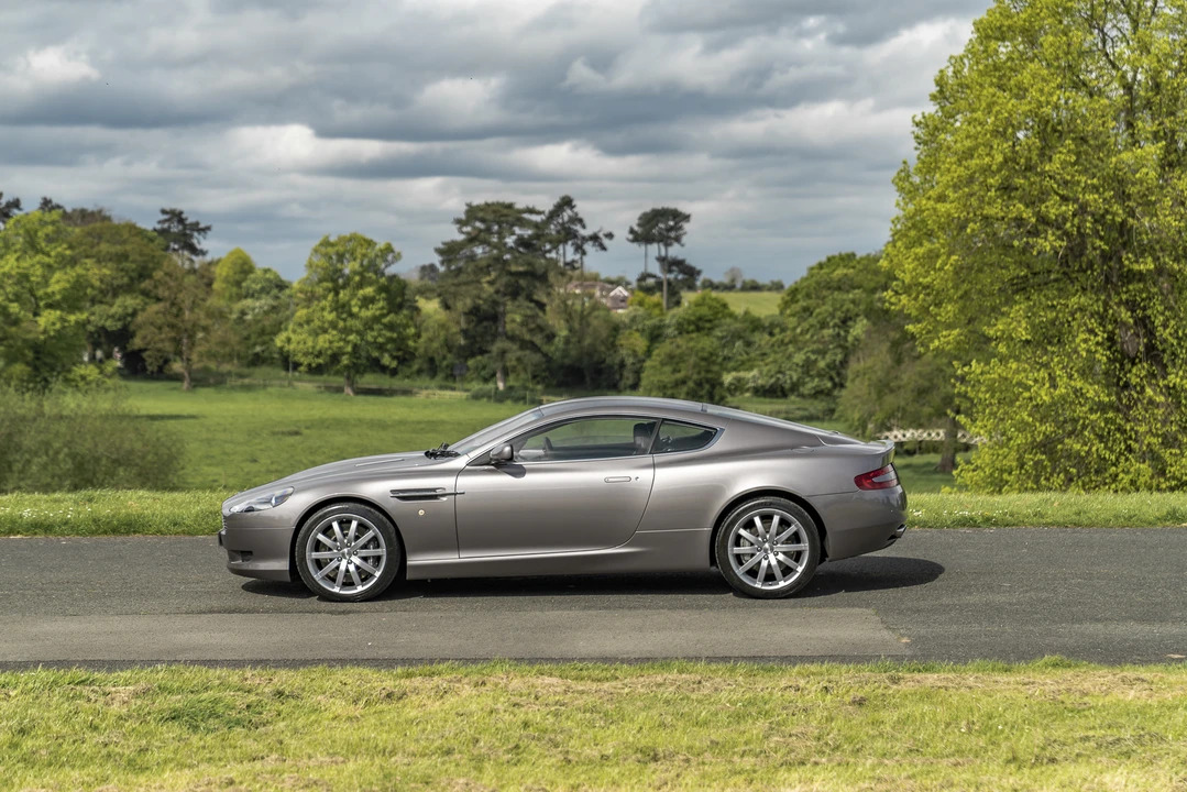 2005 Aston Martin DB9 - Image 8 of 31