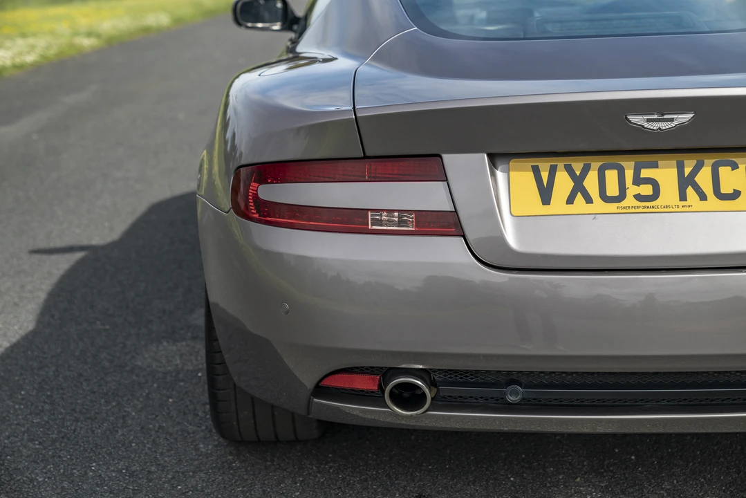 2005 Aston Martin DB9 - Image 26 of 31