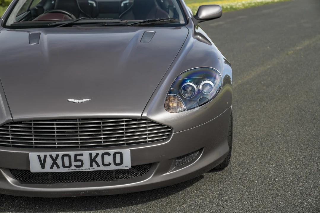 2005 Aston Martin DB9 - Image 14 of 31