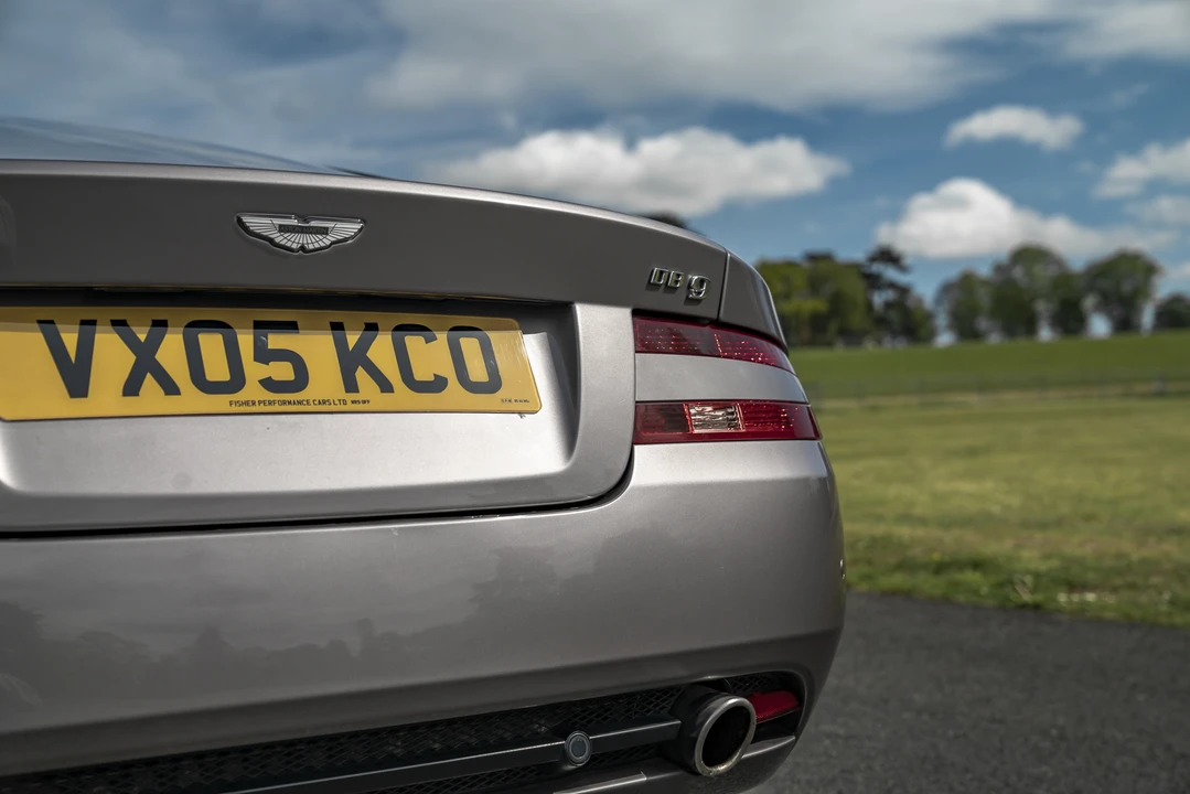 2005 Aston Martin DB9 - Image 30 of 31