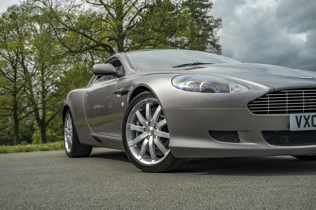 2005 Aston Martin DB9 - Image 17 of 31