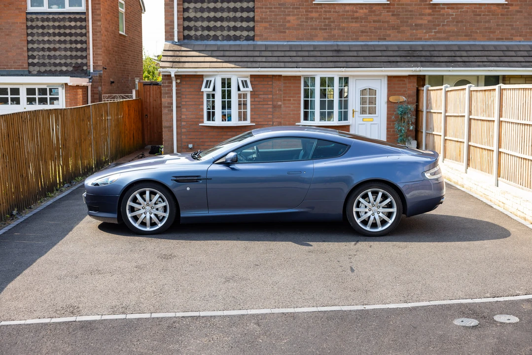 2005 Aston Martin DB9 - Image 8 of 31